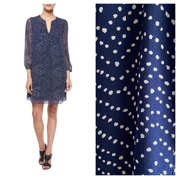 Diane Von Furstenberg Dresses & Skirts - Diane Von Furstenberg Aria Printed Silk Blue White Dot Long Sleeve Tunic Dress